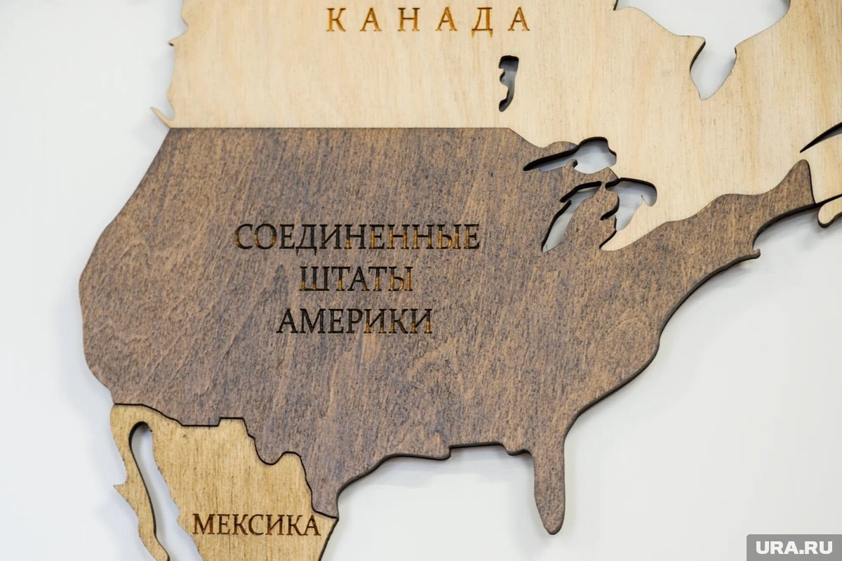    4 июля 1776 года в Филадельфии представители 13 штатов подписали Декларацию независимости