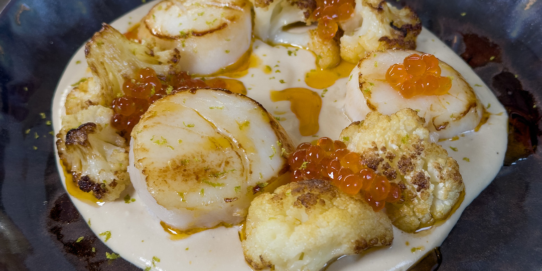 Гребешки с цветной капустой