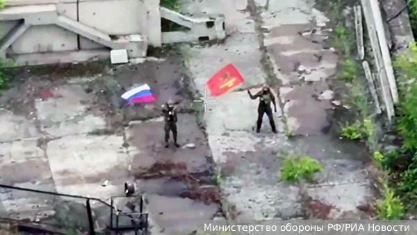     Фото: Министерство обороны РФ/РИА Новости   
 Текст: Андрей Резчиков