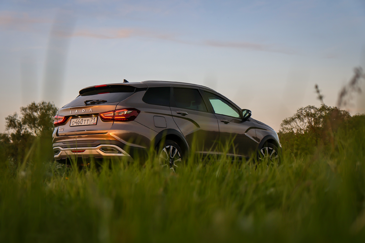 Lada Vesta NG SW Cross 1.8