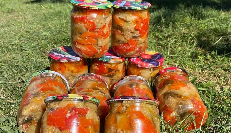 Баклажаны с перцем на зиму. Эта закуска разлетается моментально. Приятных вам заготовок!