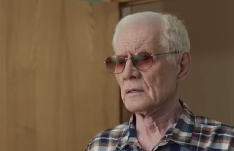 Михаил Жигалов в картине «Дедушка без адреса»