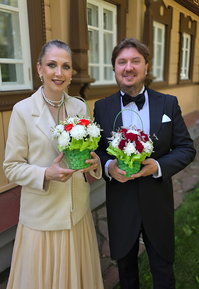 Ирина Суханова и Илья Ушуллу