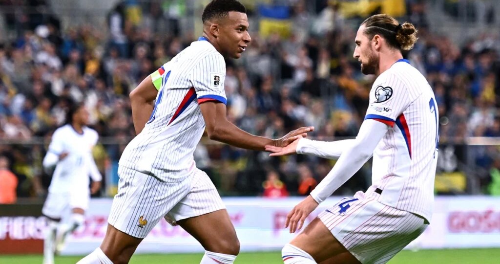 Сборная Франции со счетом 1:0 победила парагвайцев и прошла в 1/4 финала ЧМ-2026