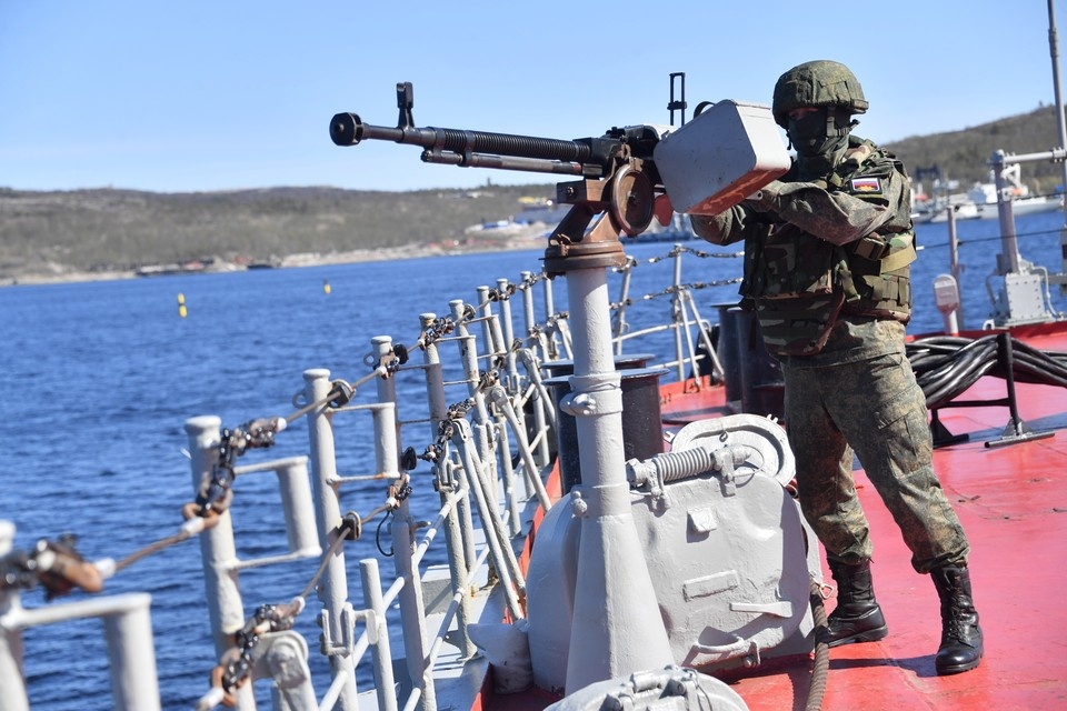    Российские военные суда прибыли в КНР для участия в совместных учениях. Фото носит иллюстративный характер. Владимир ВЕЛЕНГУРИН