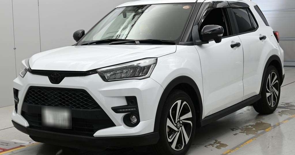 Toyota Raize турбо 2019-2020, передний привод. Почем сейчас выйдет?