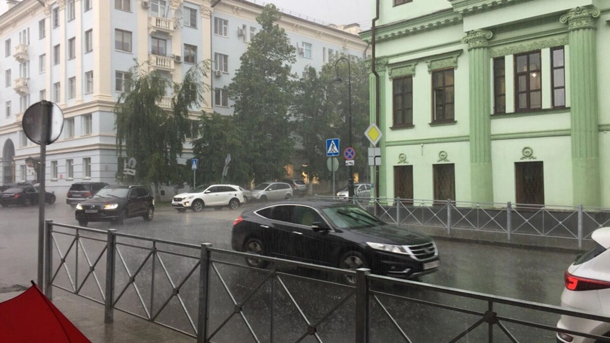    Дождь, гроза и град ожидаются в Ростовской области в начале новой недели   1MI