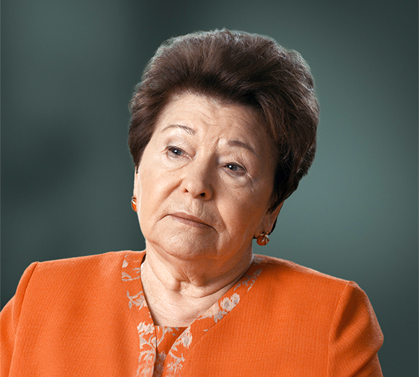 Как Наина Ельцина ответила Никите Михалкову про Ельцин Центр