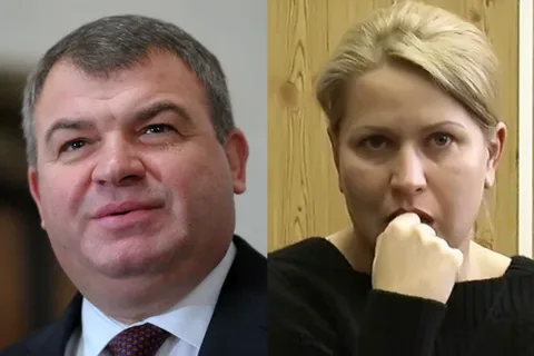 «Суд дал пять лет, а она вышла через месяц»: как Васильева стала художницей, вышла замуж за Сердюкова и завела троих детей