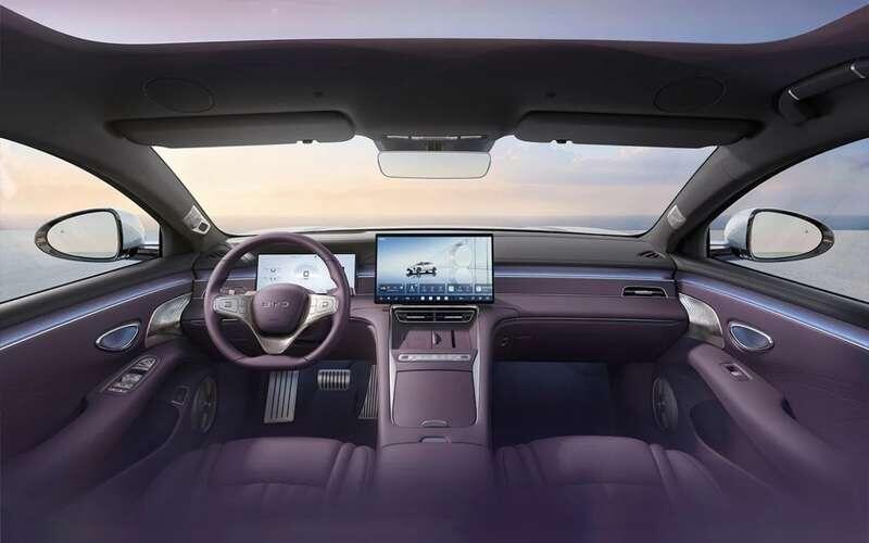 Интерьер BYD Seal 08📷
