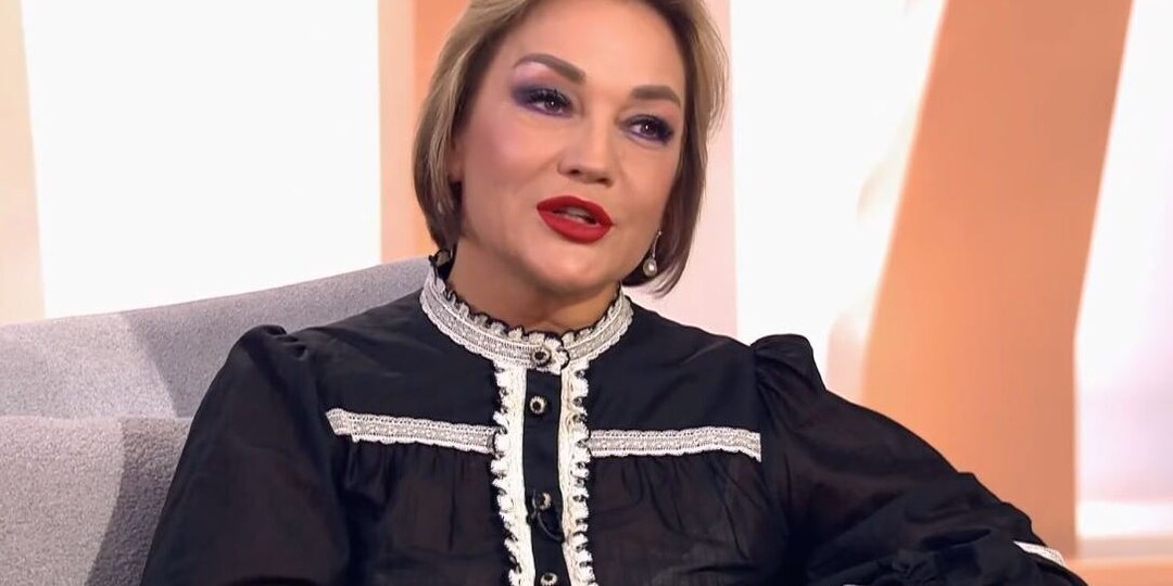 Татьяна Буланова в шоу «Судьба человека» призналась, что посвятила песню «Не плачь» своей неудавшейся любви