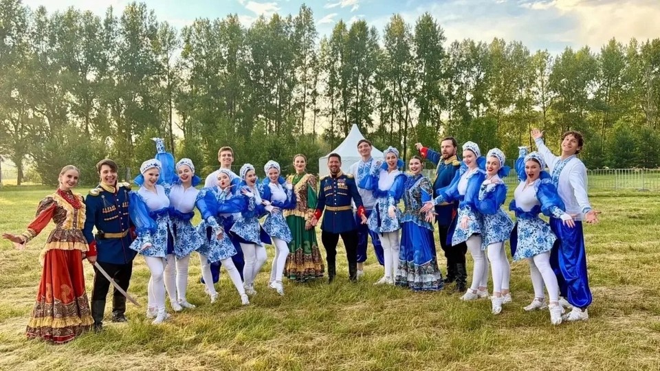    В Ставрополе на Всероссийском фестивале «Российская школьная весна» честь Оренбуржья защищали девять участников. Фото: правительство Оренбуржья
