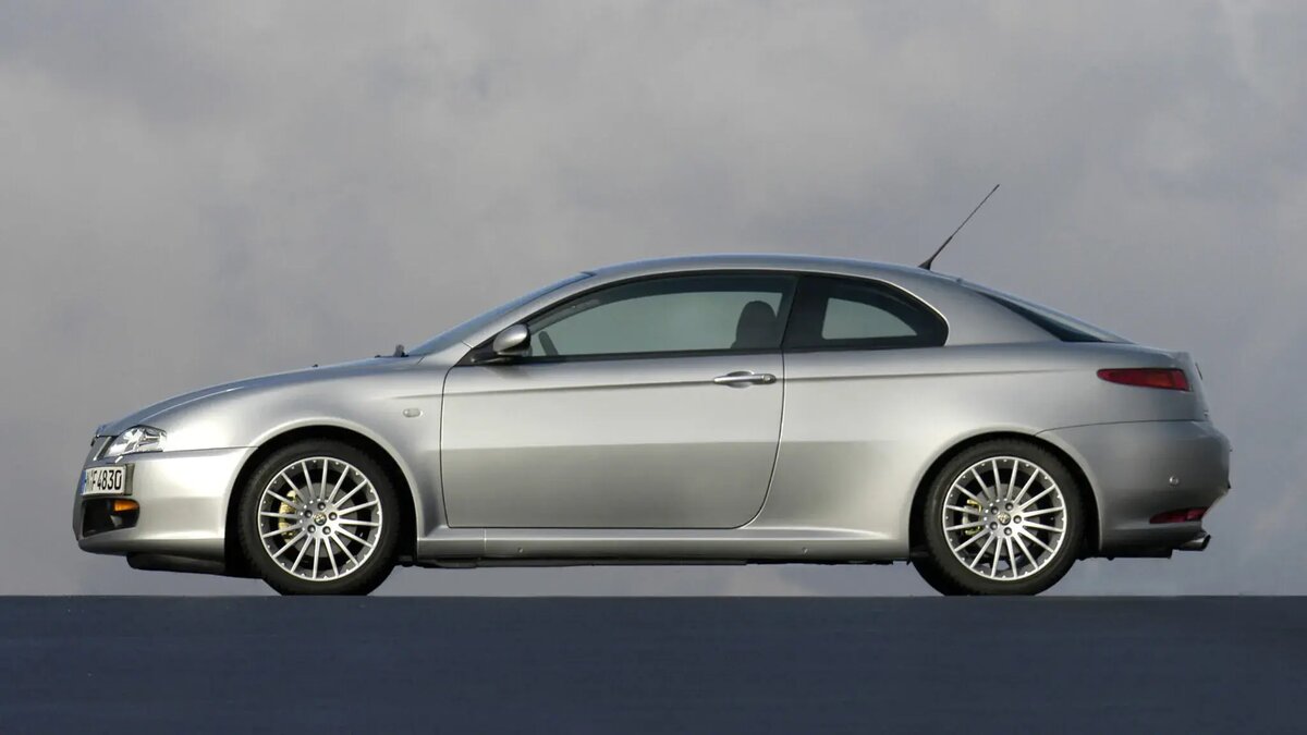    Alfa Romeo GT   
Bertone