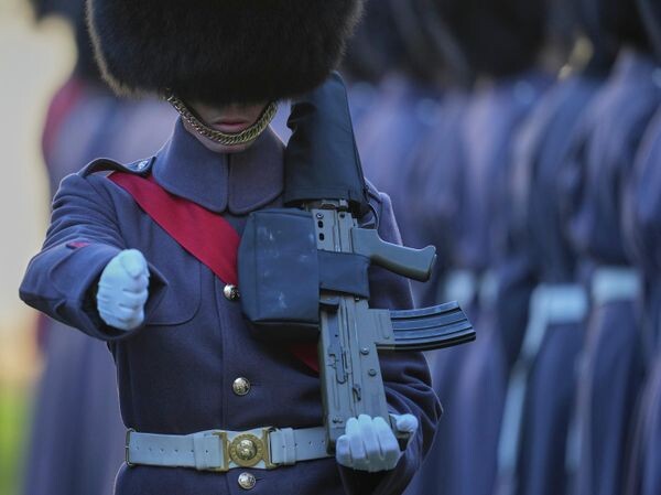    © AP Photo / Kin Cheung