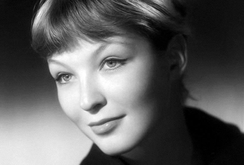 Марина Влади: она прожила с Высоцким двенадцать лет — и этот брак испепелил её