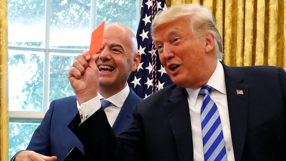    Джанни Инфантино и Дональд Трамп. Reuters