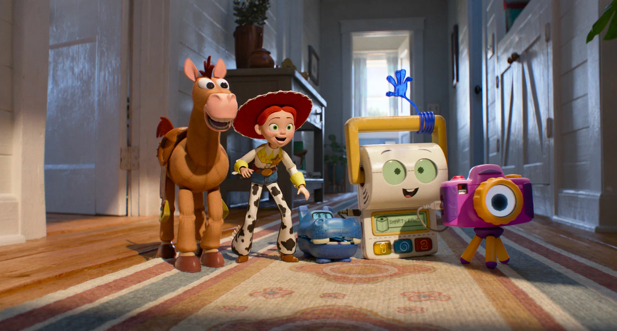 Кадр из фильма Toy Story 5. Режиссер: Маккенна Харрис, Эндрю Стэнтон. Производство: Pixar Animation Studios, Walt Disney Pictures