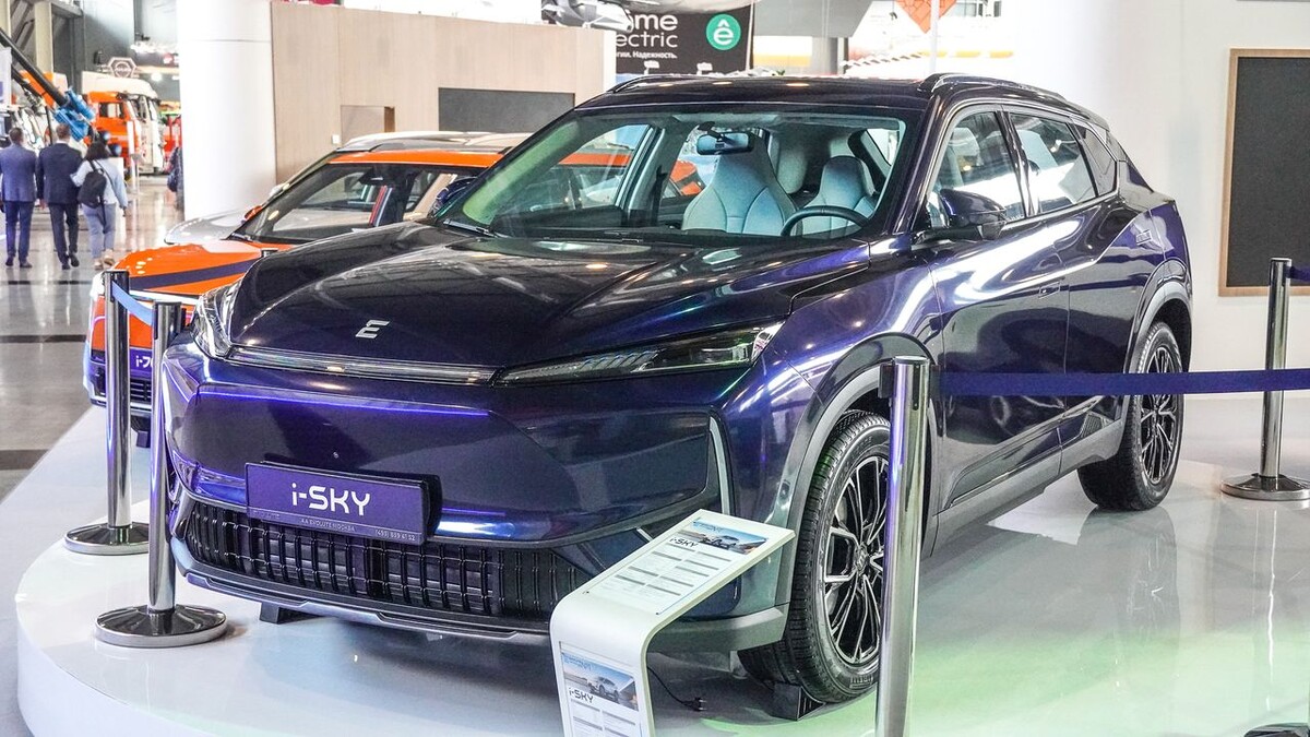    Evolute i-Sky. Фото Константин Завьялов / «Автоновости дня» с международной промышленной выставки «Иннопром»