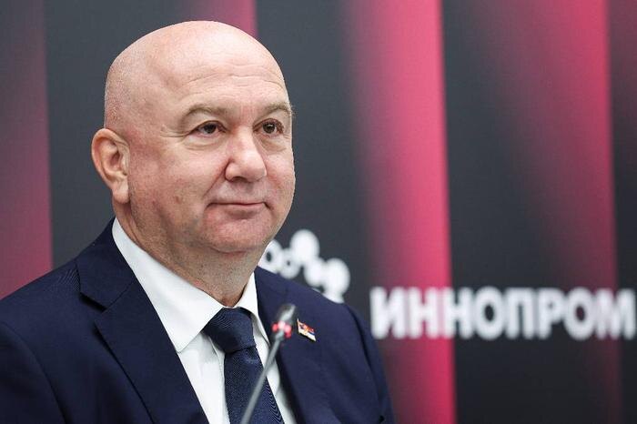 Министр правительства Республики Сербия Ненад Попович. Обложка © Егор Алеев/ТАСС