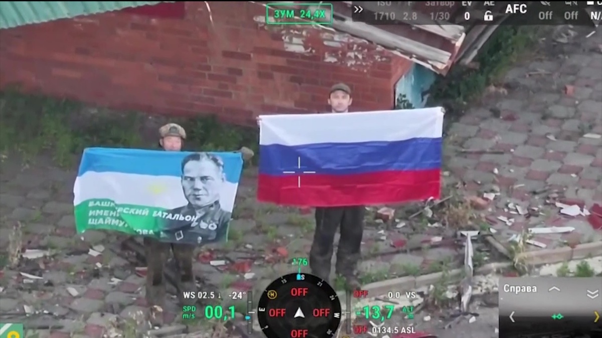    Башкирский батальон имени Минигали Шаймуратова штурмовал Константиновку, сообщил Радий Хабиров в соцсетях