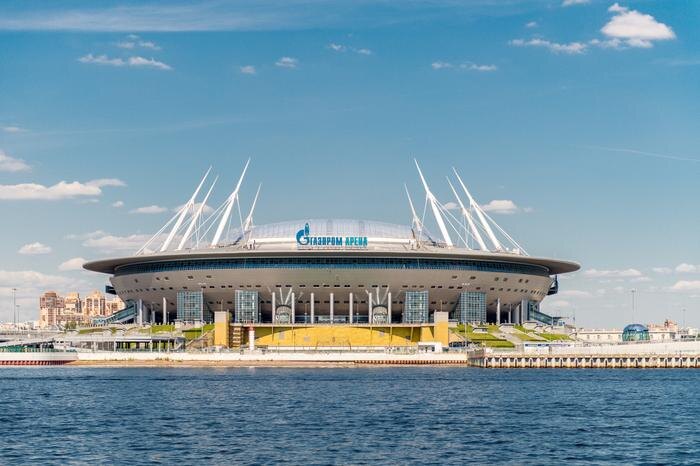 Обложка © Shutterstock / FOTODOM / Anna Nikonorova