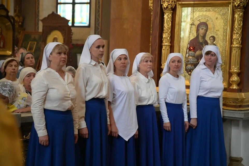    В ДНР впервые прошло посвящение сестер милосердия, призванных оказывать помощь нуждающимся. Фото: Донецкая епархия