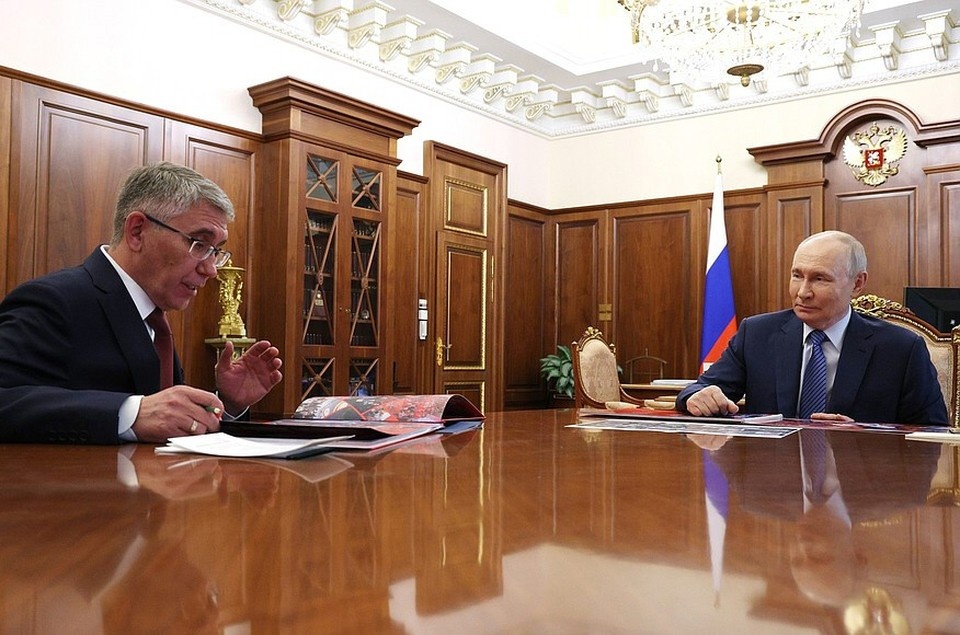    Путин провел встречу с губернатором Тульской области Миляевым в Кремле. Фото: пресс-служба Кремля.