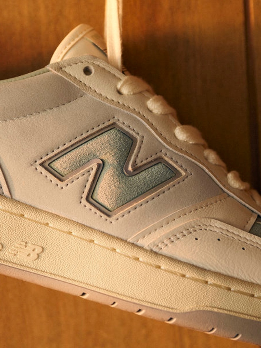    New Balance объединил баскетболиста Купера Флэгга и его братьев в новом кампейне (фото 2)
