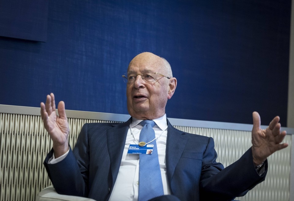    Bloomberg: основатель ВЭФ Шваб подал жалобу из-за найденной в кабинете прослушки. Фото: IMAGO/Thomas Koehler/www.imago-images.de/Global Look Press