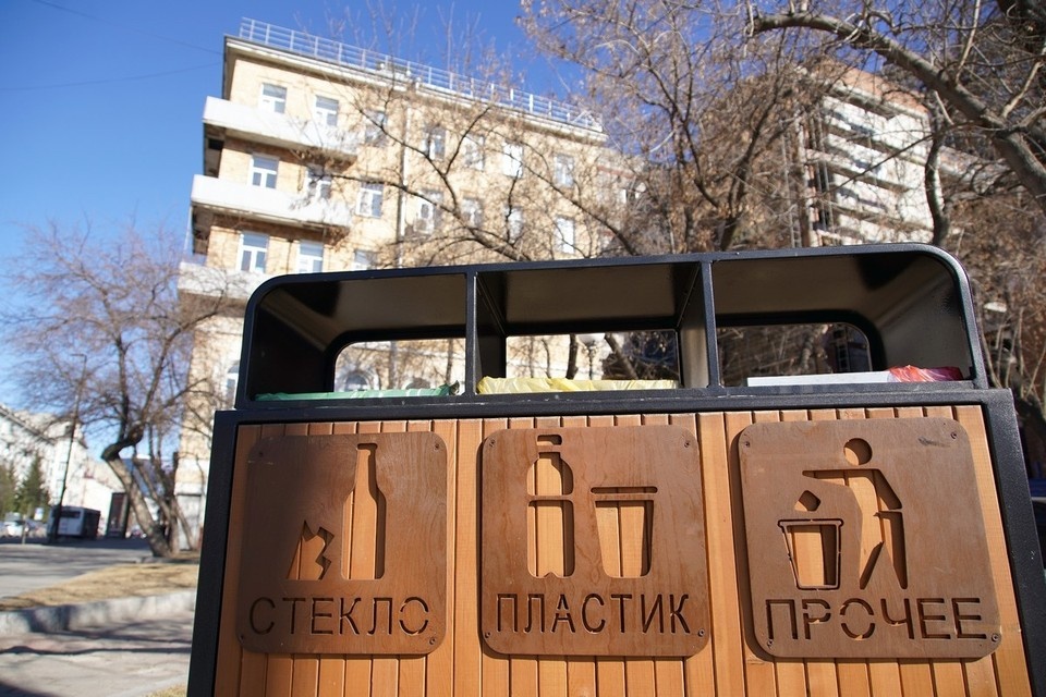    Губернатор поручил решить вопрос с вывозом мусора в Красноярске ИВАНОВА Диана