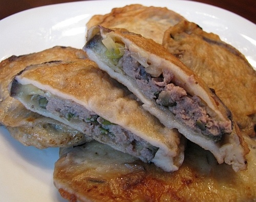Баклажаны с мясом в кляре