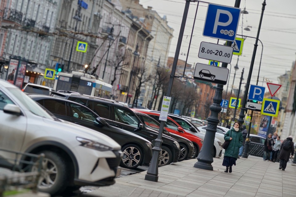    Новых зон платных парковок в 2026 году в Петербурге не ожидается. Алексей БУЛАТОВ