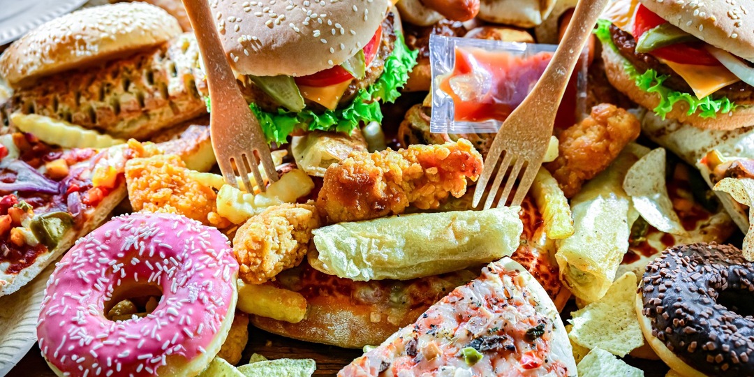 6 продуктов, которые мешают вам жить дольше: версия диетологов