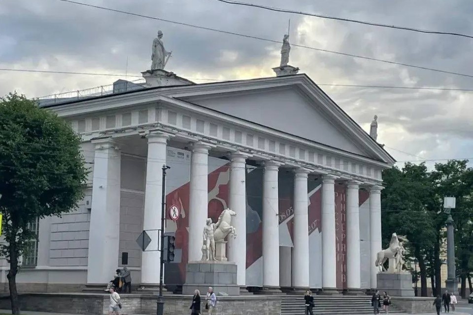    Манеж на Исаакиевской площади построили в 1804-1807 годах по проекту архитектора Джакомо Кваренги. Фото: ГАТИ