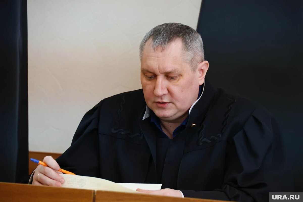     В Кургане суд выслушал показания челябинского дорожника Мясника Закояна