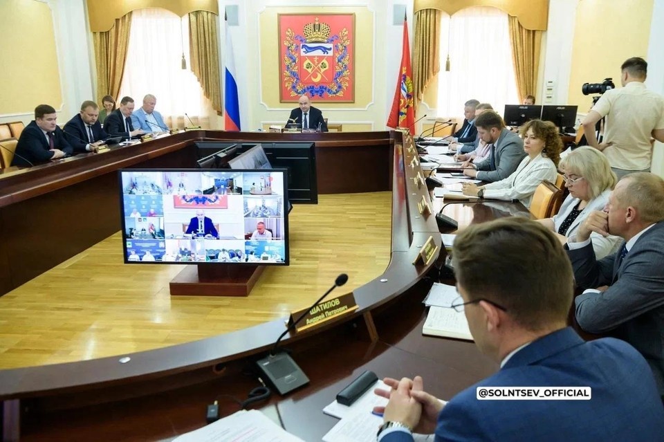    На особом контроле губернатора остается восстановление дома в Оренбурге, пострадавшего в результате атаки БПЛА. Фото: MAX-канал Евгения Солнцева