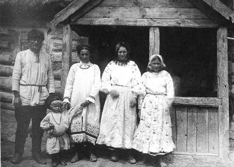«Мамка» и «папка»: почему на Руси эти слова не относились к родителям