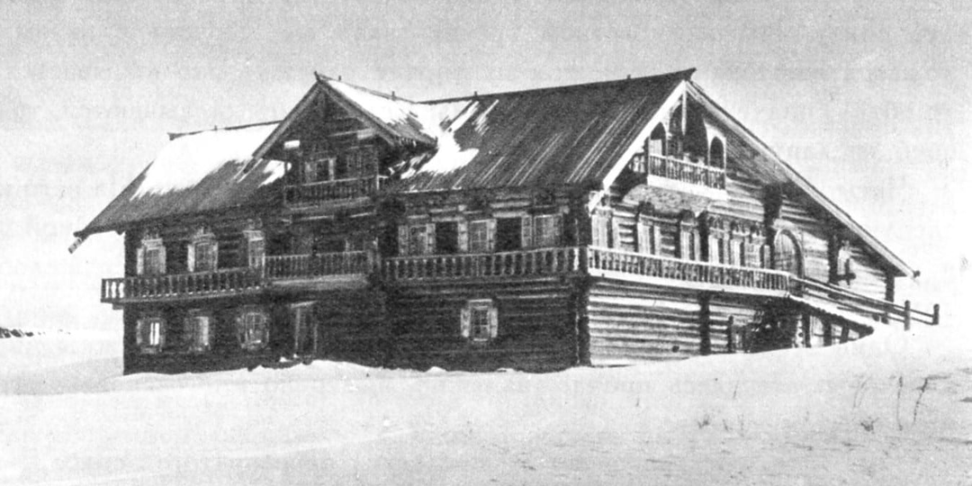 Огромные избы Русского севера: с чем связан локальный гигантизм в старинных деревнях
