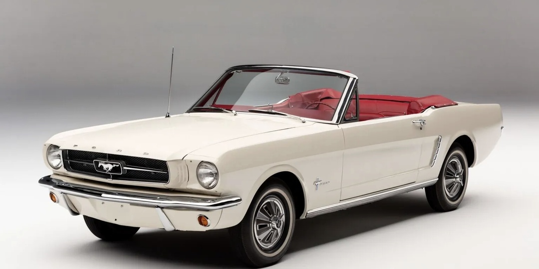Ford Mustang и "Волшебная небесная дорога"