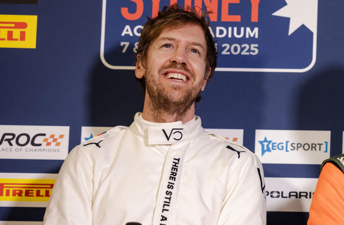     Категория с сотнями фотографий Sebastian Vettel