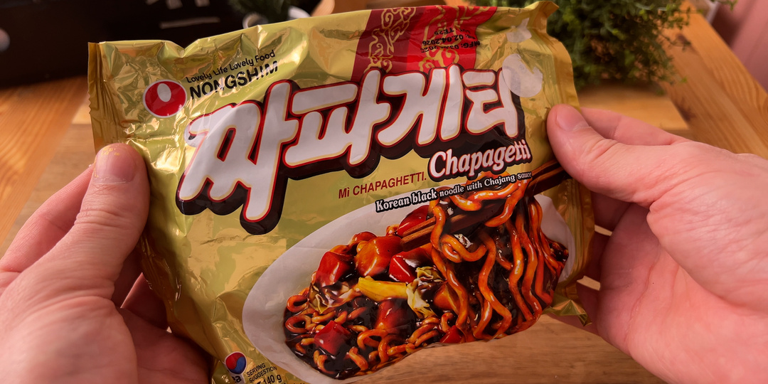 Проверили Chapagetti - доширак, который называет себя спагетти