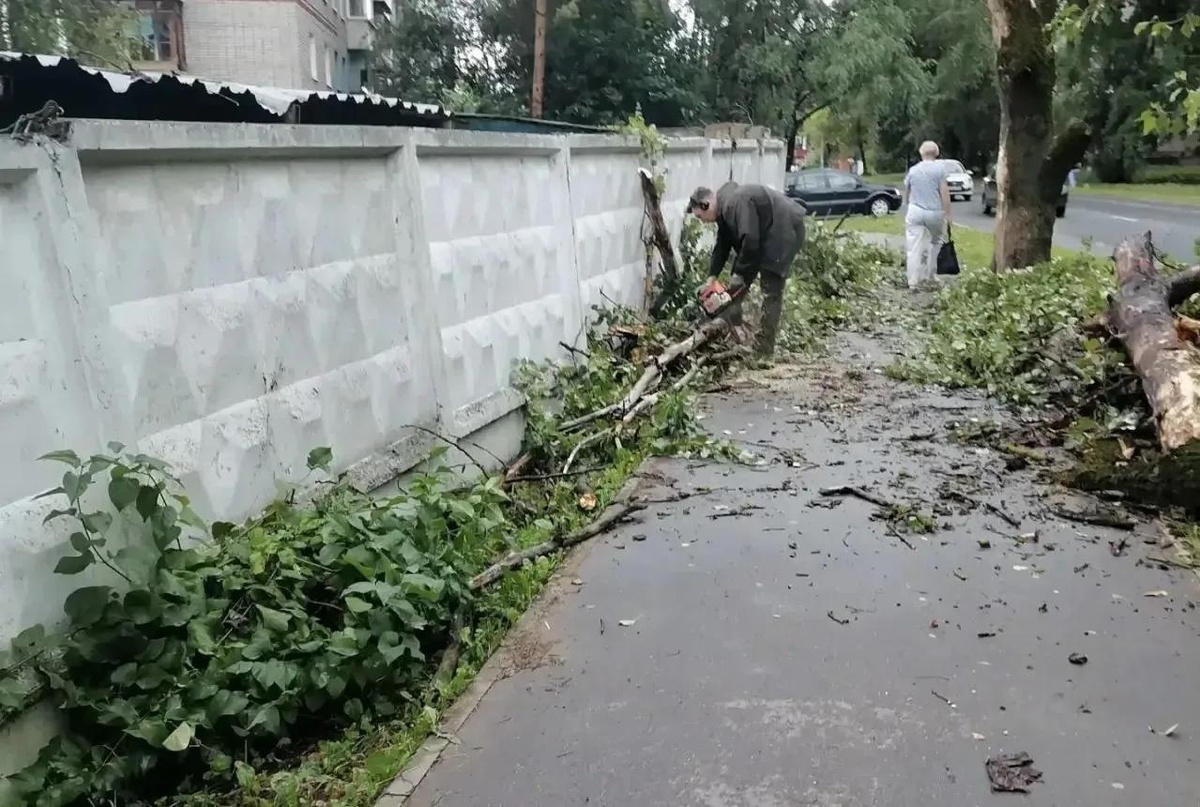 Ураган с грозой в Подмосковье 9 июля 2026: что происходит и как оставаться на связи