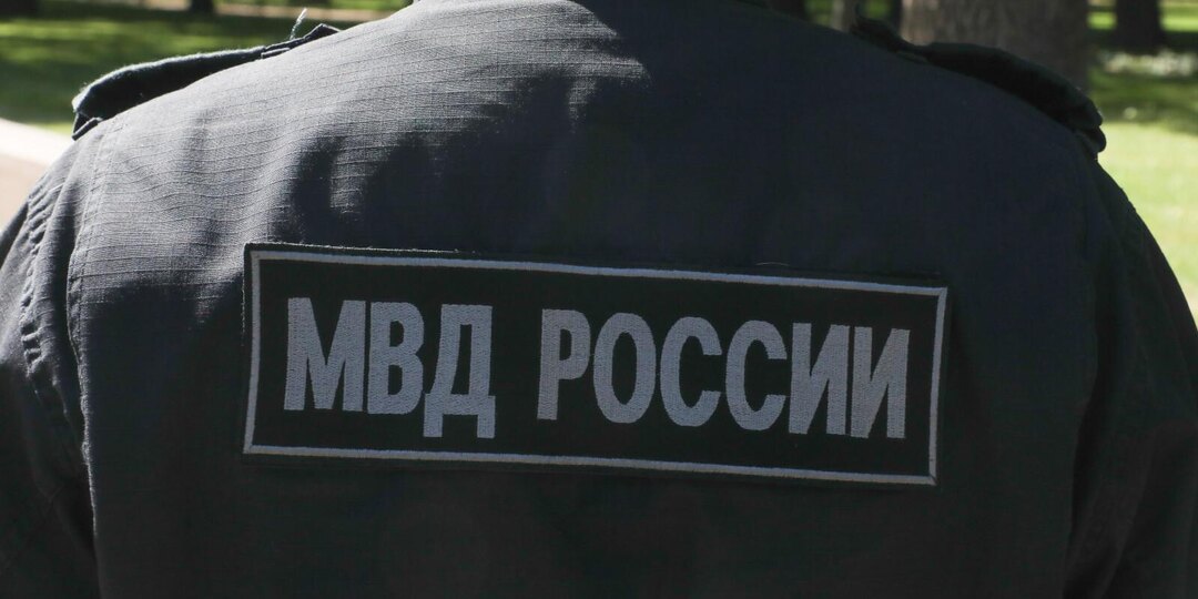 Видео: в Петербурге обнаружили интернет-магазин по продаже наркотиков