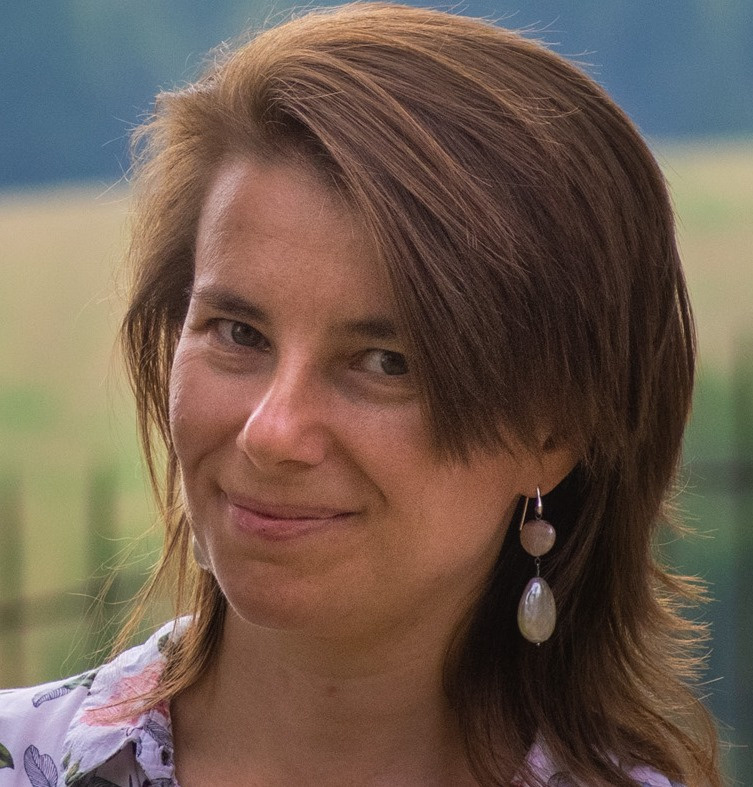 Елена Догонина, куратор, художник, кандидат искусствоведения, ведущий научный сотрудник музея Мураново