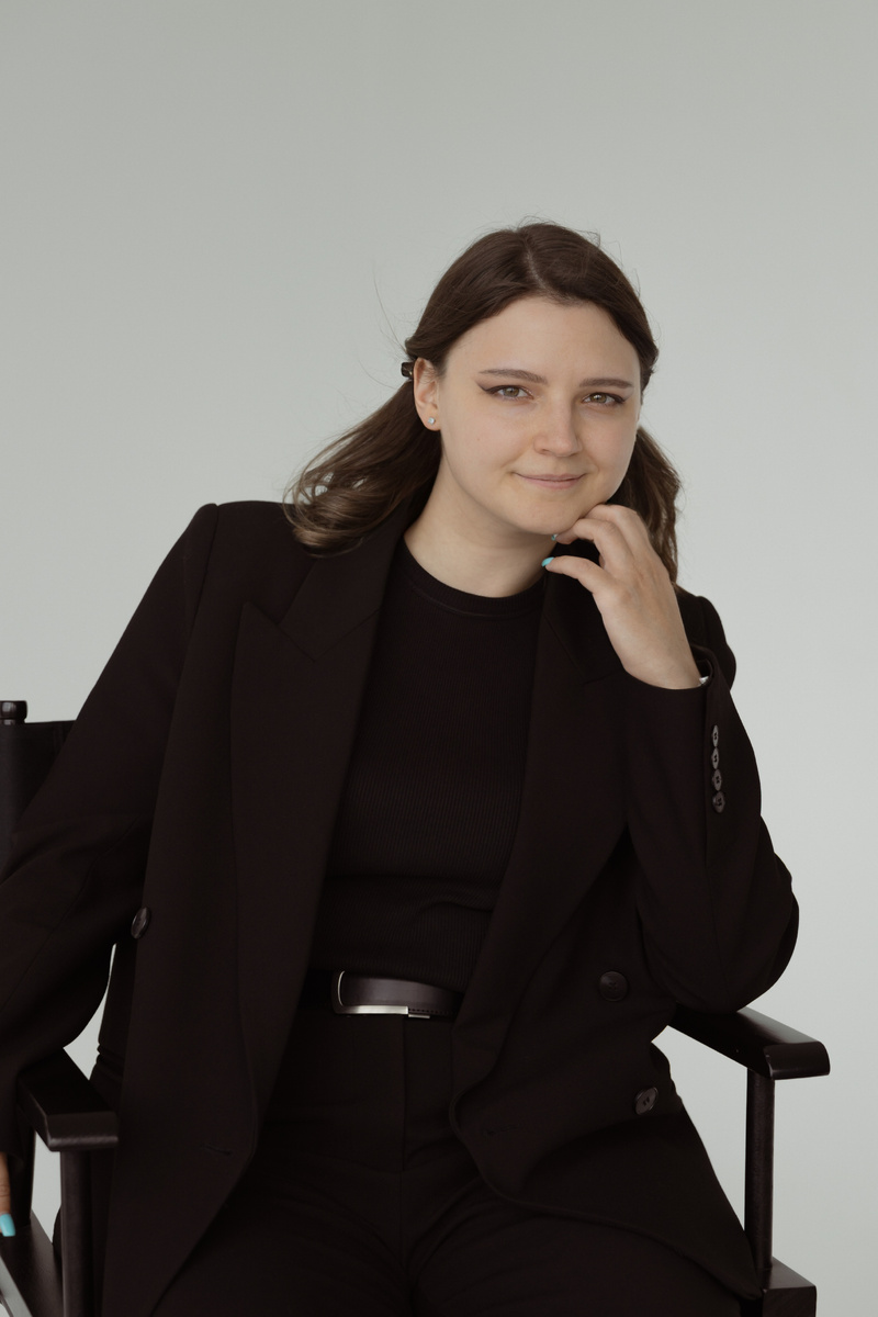 Юлия — управляющая Cocos на Парфёеновской, 14к1