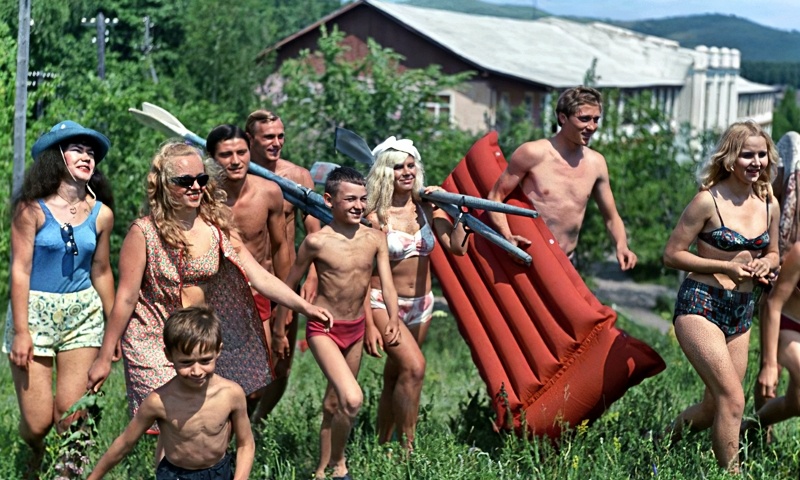 15 фотографий из советской эпохи: женская эмансипация, узнаваемые лица, счастливые дети и многое другое