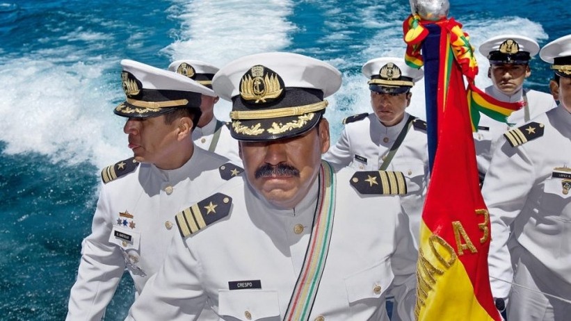 5 стран, у которых нет выхода к морю, но есть собственные военные флотилии. Зачем им нужны адмиралы, корабли и моряки?