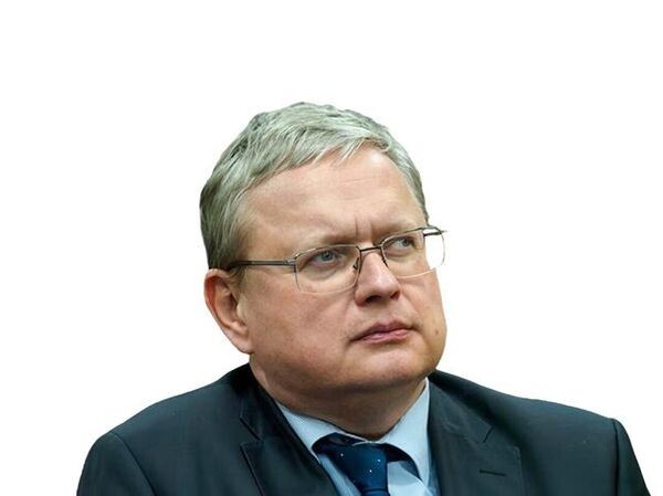 Михаил Делягин: У нас проблемы с бензином не из-за ударов по НПЗ, а из-за проведения налогового маневра