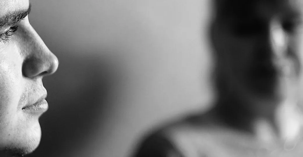«А чем сейчас занимается ваш сын?» Вопрос, от которого некоторым родителям хочется исчезнуть