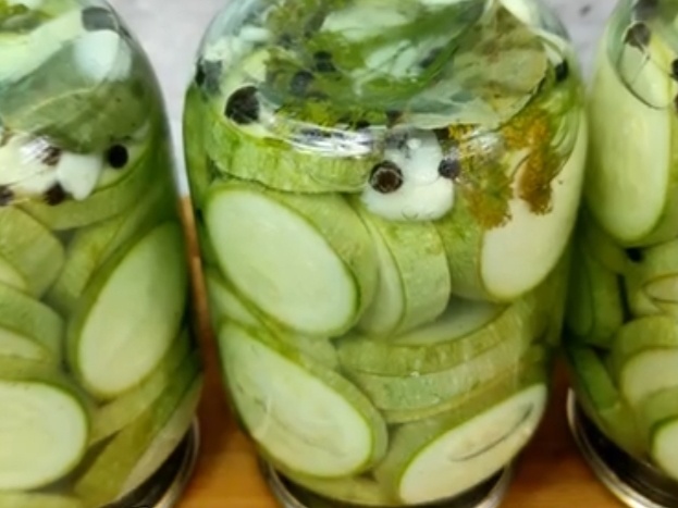 Рецепт маринованных кабачков на зиму 🥒